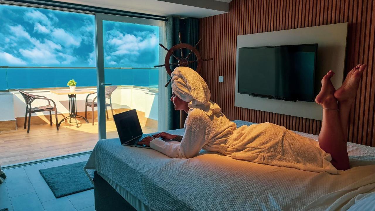 Letstay Panorama Suites Анталья Экстерьер фото